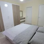 22 Apartments